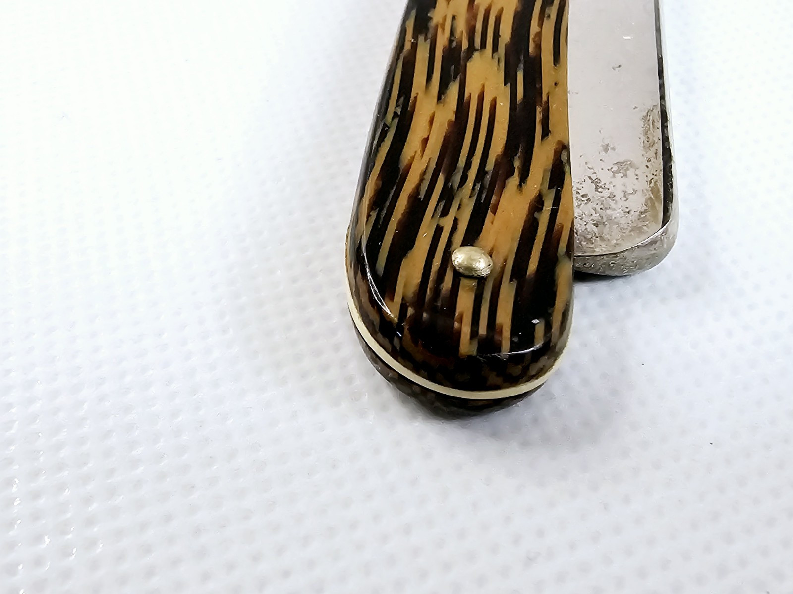 Crane Cutlery Co. USA Straight Razor Wood Grain Handle Vtg