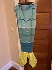 Girls Mermaid Tail Blanket Sparkly Sequin Soft Cozy Kids Throw