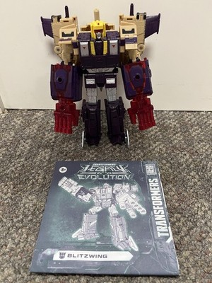 * HASBRO TRANSFORMERS LEGACY UNITED G1 UNIVERSE SOUNDWAVE ACTION FIGURE *BC