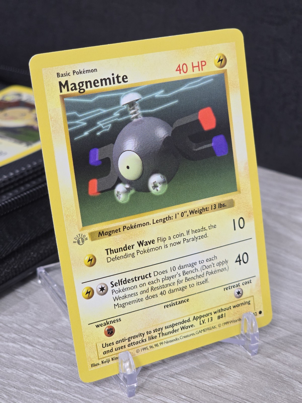Pokemon Card Magnemite 1st Edition Base Set 53/102 Shadowless GRAY STAMP Vintage