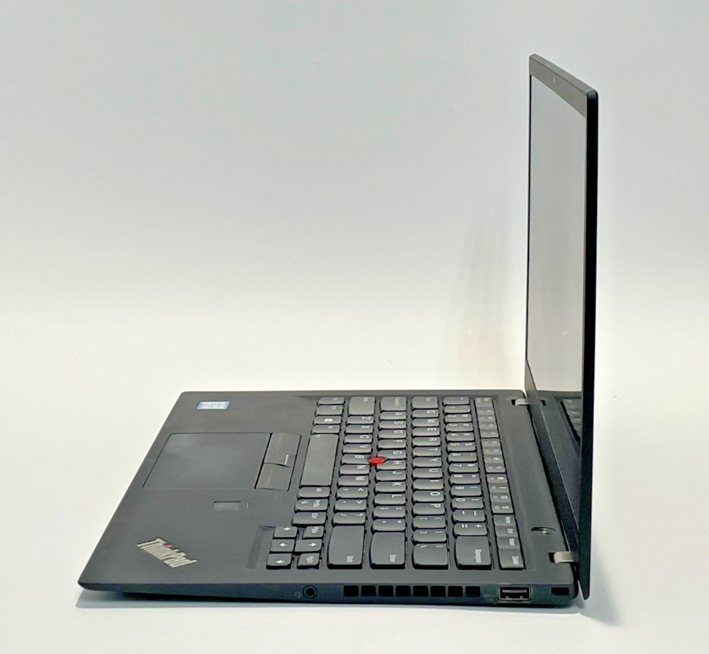 Lenovo ThinkPad Lenovio X1 Carbon 6th Generation, 14-Inch Laptop, with Intel Core i7 7th Gen., Windows 11 Pro