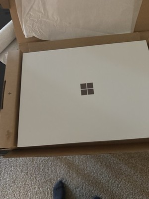 Microsoft Surface Laptop 15'' Copilot+ PC Snapdragon X Elite 16GB 256GB Platinum