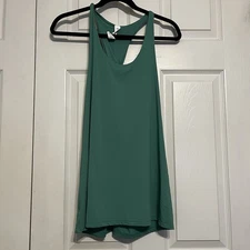 ALO Yoga Don’t Get It Twisted Tank Size Large Spruce Green
