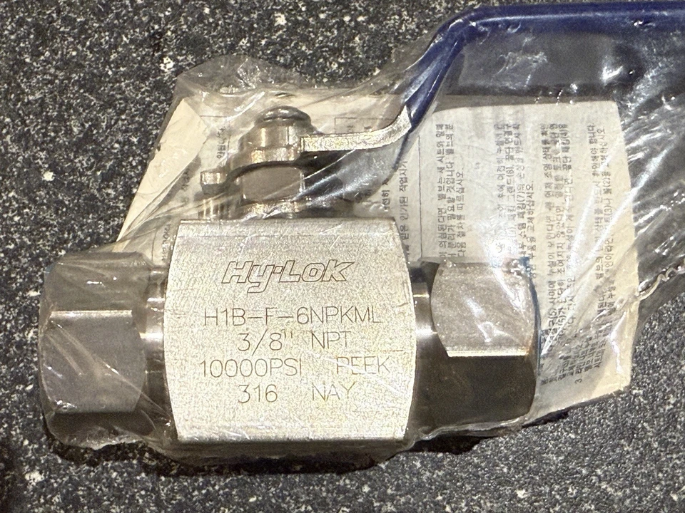 HY-LOK 105 SERIES 3/8” NPT H1B-F-6MPKML 10000PSI 316 High Pressure Valve - Image 4 of 4