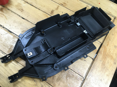 Aprilia RSVR 1000 RSV1000R Factory 03-04 Unterboden Unterwanne