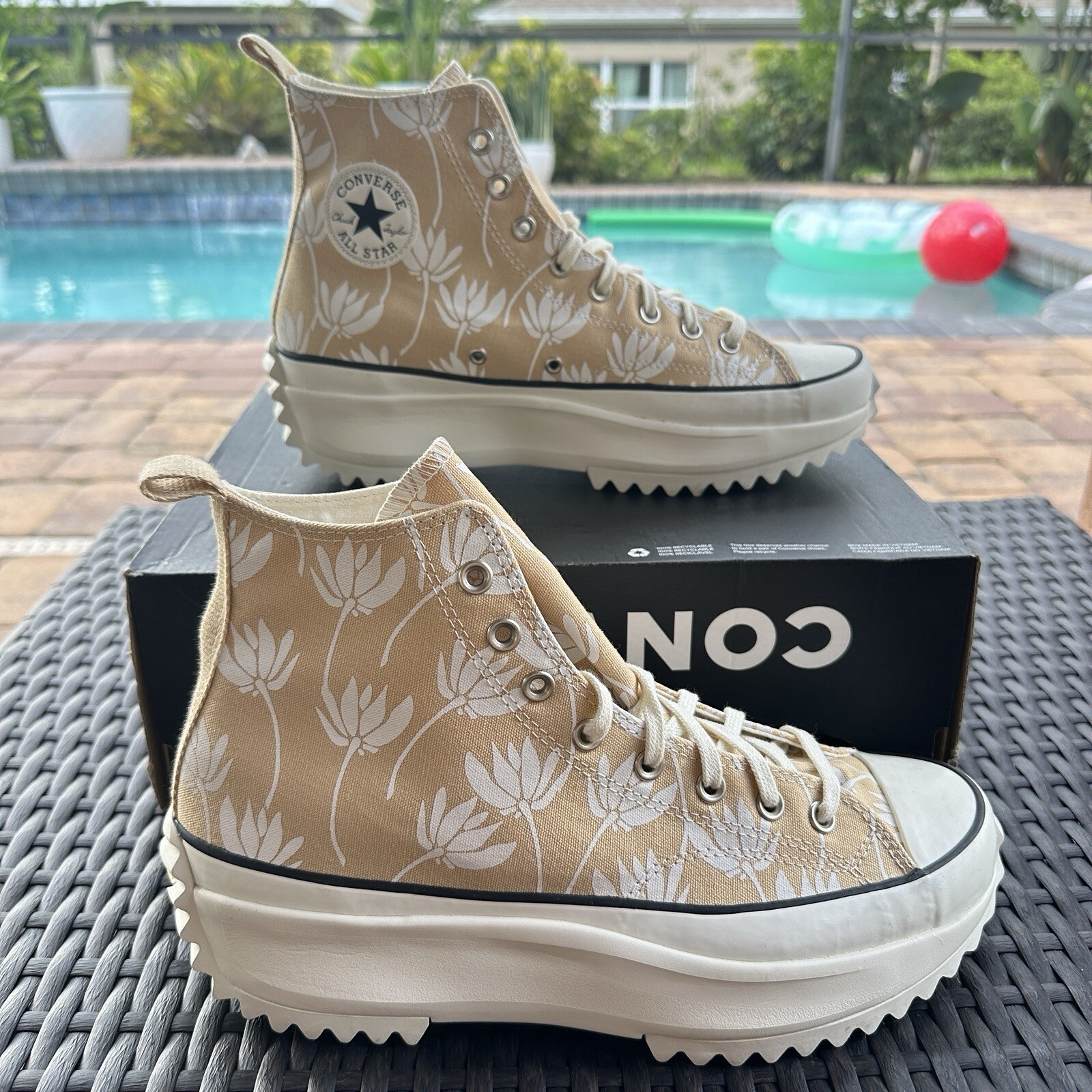 Converse Run Star Hike High Summer Spirit Sesame Mens Shoes Size 11.5 171921C-image