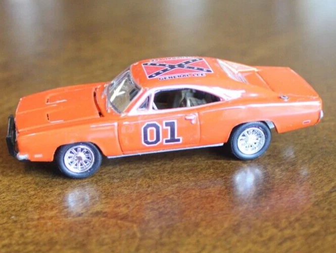 JOHNNY LIGHTNING Dukes of Hazzard 1969 DODGE CHARGER GENERAL LEE 1/64 IN PACKAGE - Image 3 of 4