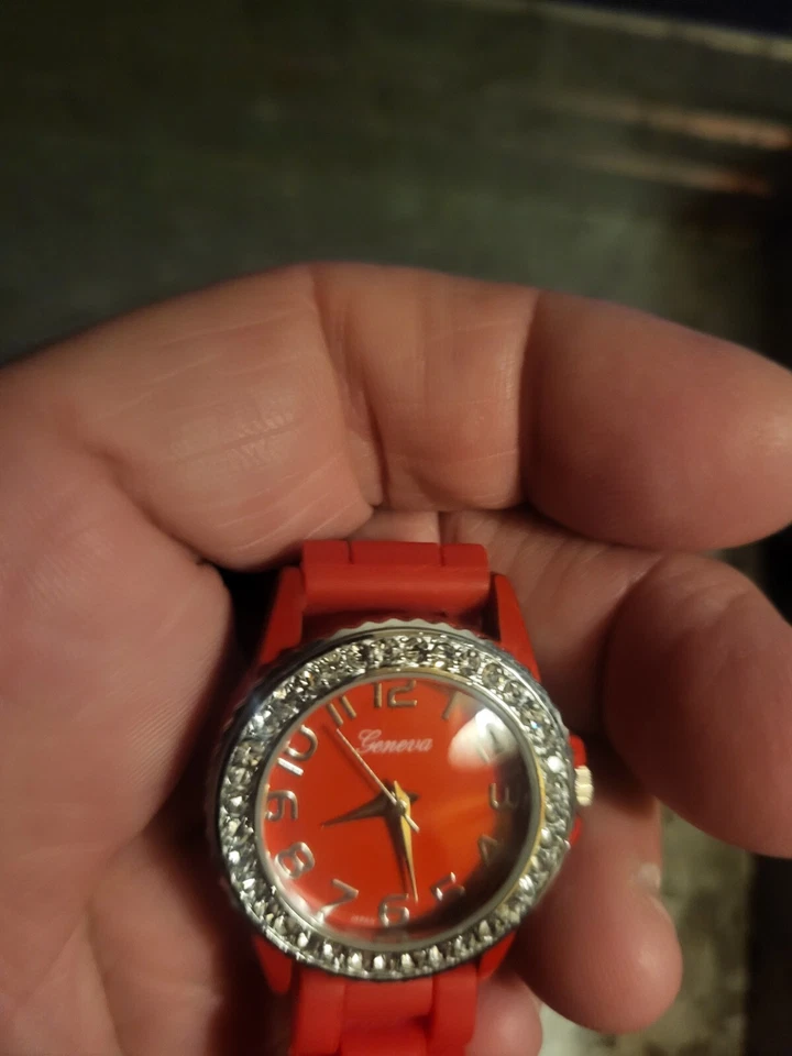 Reloj mujer Geneva rosa necesita batería  Foto 3 de 4