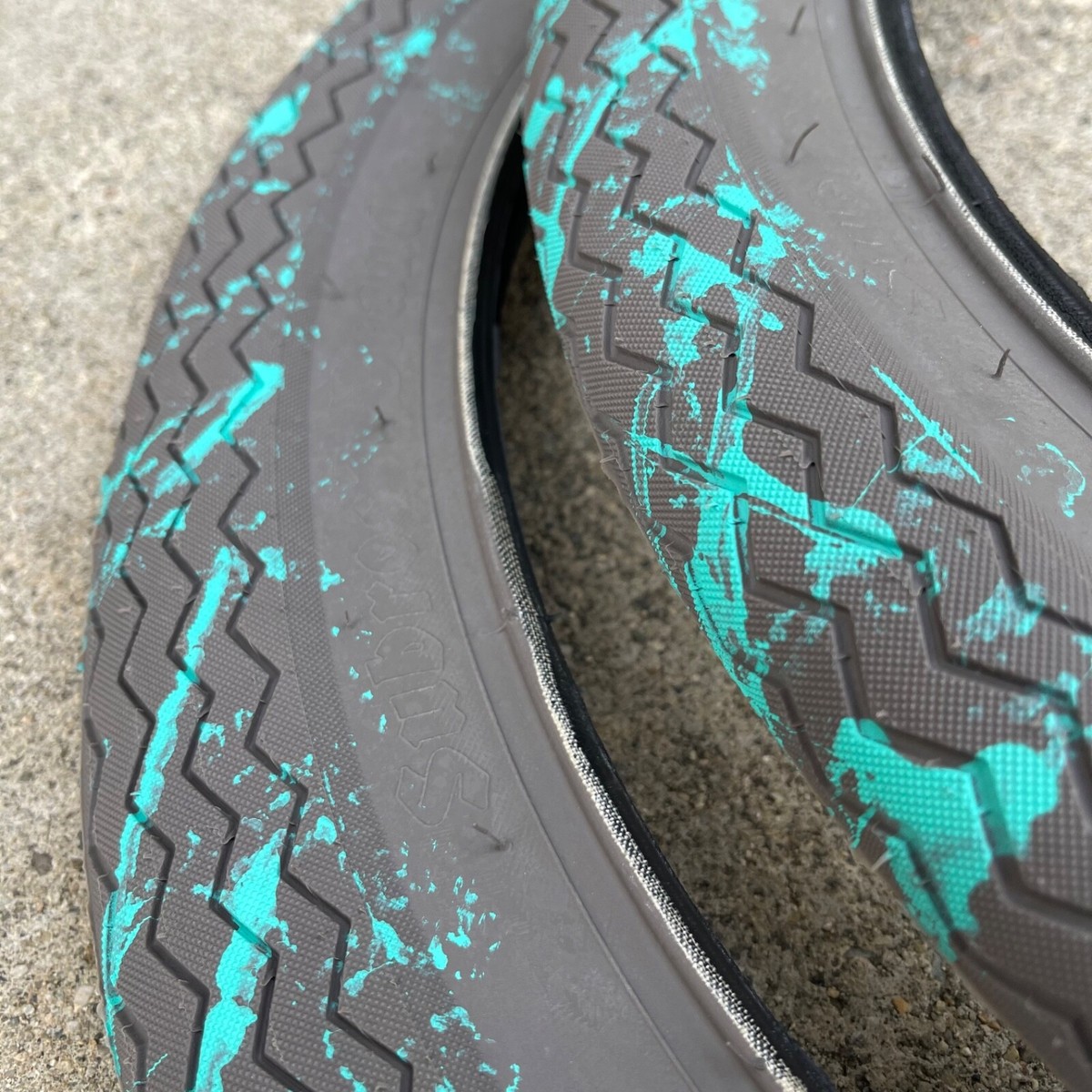 Subrosa Sawtooth Tire 2.35 サブロサ BMX Subrosa Sawtooth Tire – Sparky's Brands