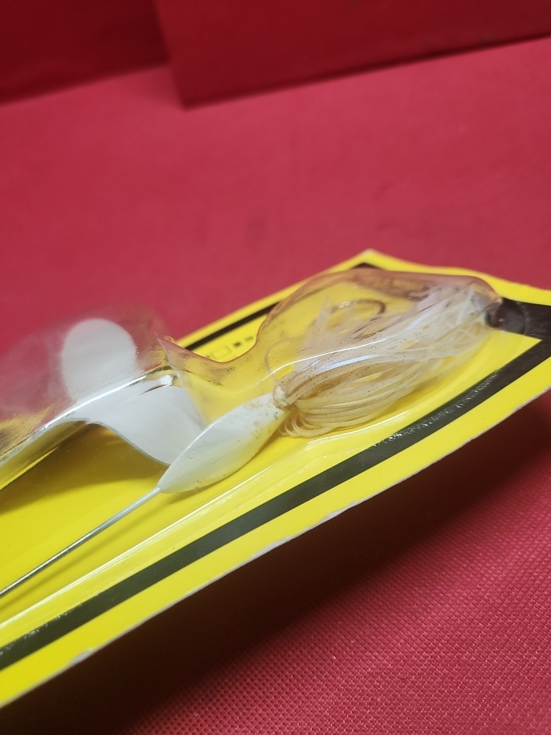 Vintage The Boogerman Big Game Buzzbait 1/2 oz New Orignal White / White Glimmer - Image 6