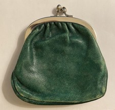 VTG 70s 80s OLD Green Leather Silver Metal Latch Women's Coin Purse Damaged