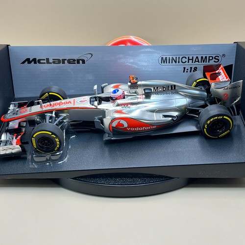 MINICHAMPS 1/18 Vodafone McLaren Mercedes MP4-27 Jenson Button 2012 530121803