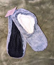 Auden Faux Fur Non-Slip Slipper Socks No-Show Solid Gray/Black Womens M/L 8-10