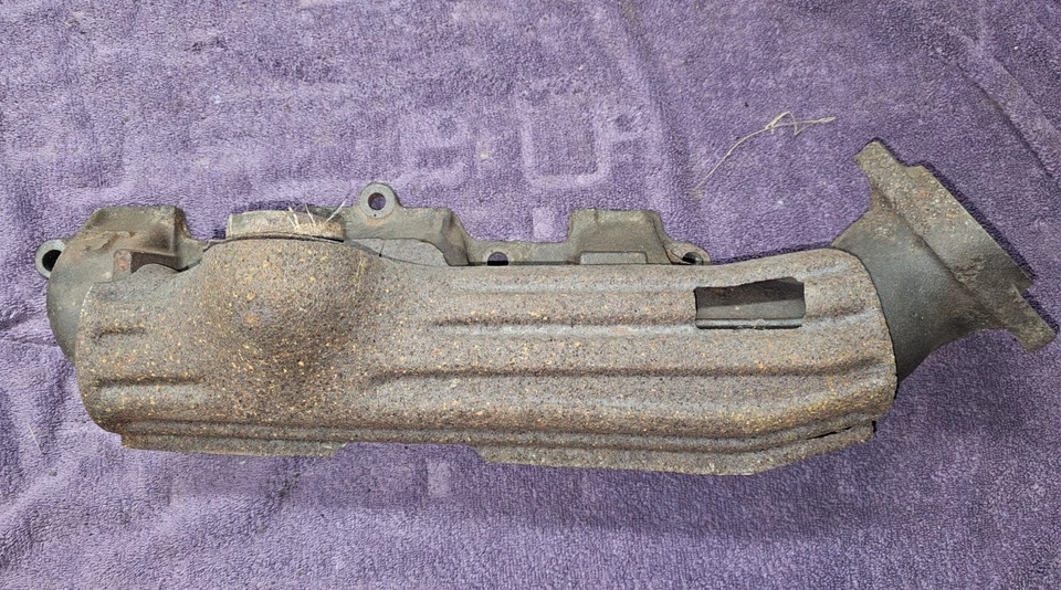 Colector de escape Oldsmobile Toronado 1977-1978 lado izquierdo (del conductor) Foto 4 de 4