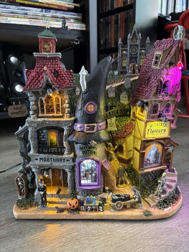 Lemax Michaels Exclusive Spooky Town Halloween Village Raven Hill As Is No Moon - Picture 10 of 22