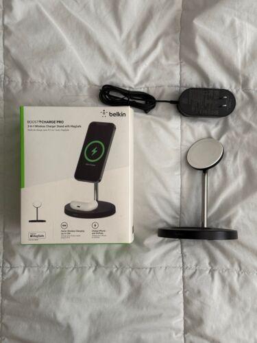 BoostCharge Pro Extra 2-in-1 Wireless Charger Stand with Official MagSafe