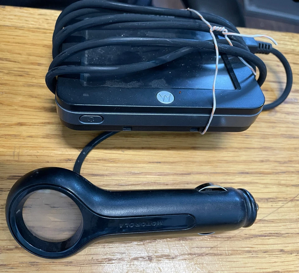 Motorola Model SYN2796A TN20 Automotive GPS Receiver MotoNav - Image 2 of 3