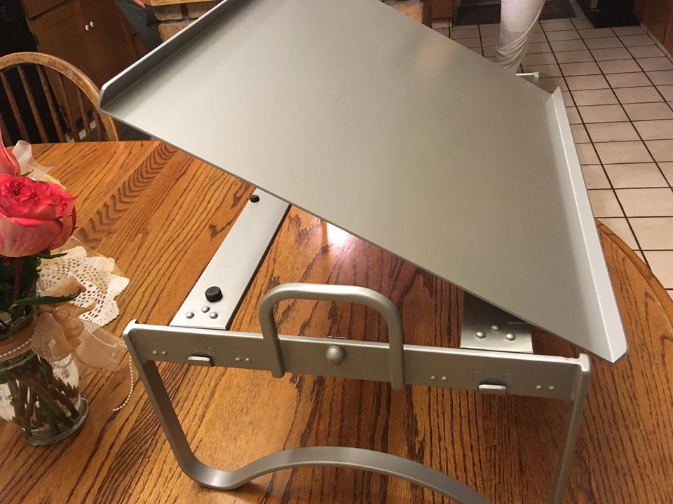 Bandeja de regazo Escritorio portátil de colección Ejército militar de EE. UU. médico Foto 3 de 4