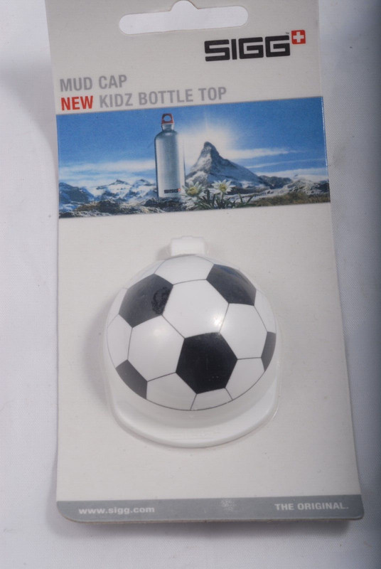 NEW ~ SIGG Kids Bottle Top Dust Cap, Replacement Cap-  Football (Soccer) 8142.50