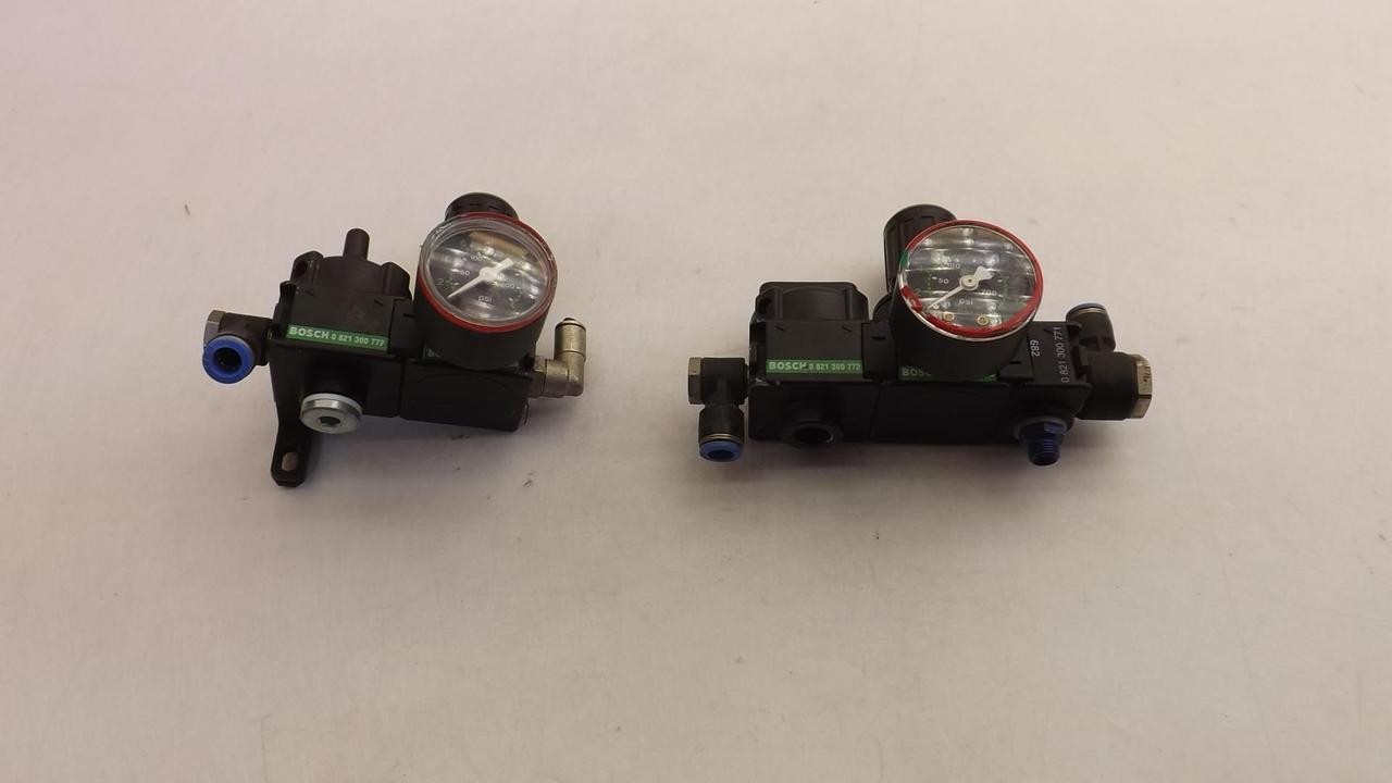 LOT OF 2 BOSCH 0821300772 VALVE ASSEMBLIES T21940