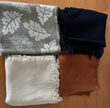 LOT OF 4 ASSORTED SCARFS / WRAPS