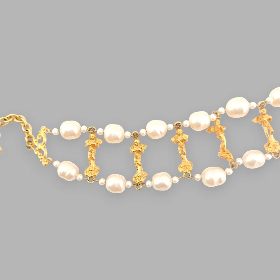 De Colección Karl Lagerfeld Tono Dorado Querubín Barroco Perla Collar Babero Distintivo Collar Foto 4 de 4