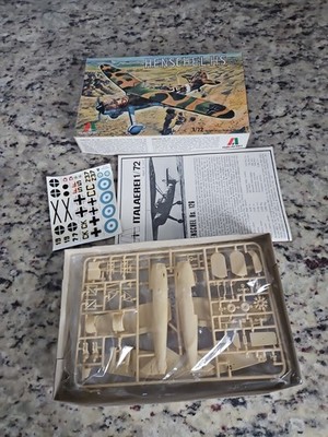 Italarei #109 Henschel HS126 Model Kit