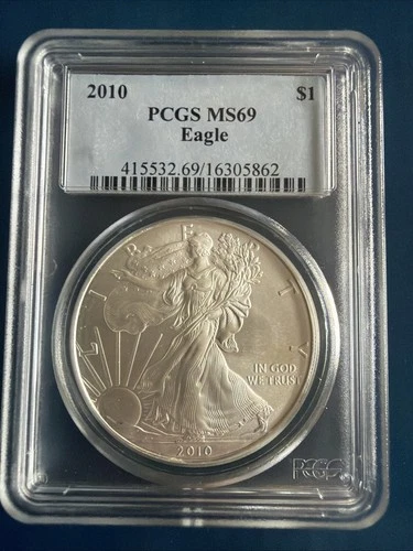 2010 SILVER EAGLE PCGS MS69