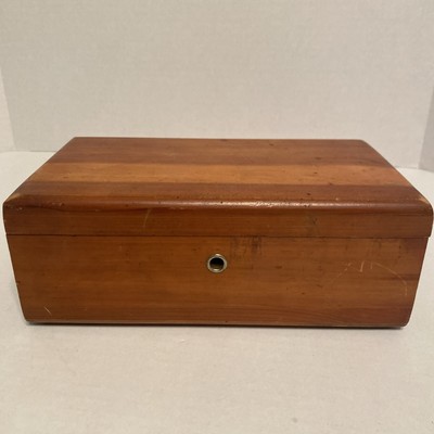 lane keepsake box-trinkets Vintage Style- Read Description