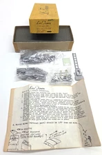 Lee Town Mack Firetruck CF Type Metal HO Gauge Railroad Model Kit 1/87 Scale