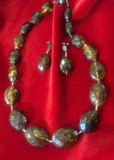 Tolle Set Bernstein Grün mit facettierten Bernstein Amber Natur Unikate