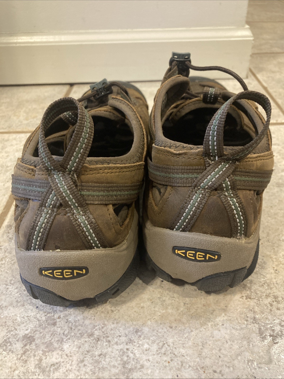 KEEN Sandali da uomo outdoor marrone taglia 10 5 US da uomo