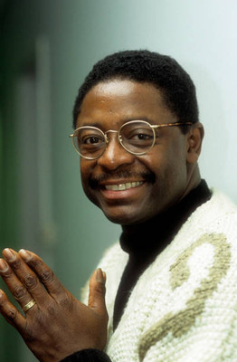 Gerald Alston appears in a portrait taken on February 10, 1995 in - Old Photo 8