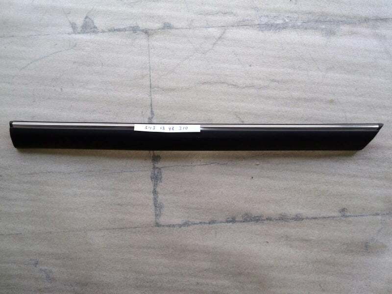 BMW ORIGINAL NEW Moulding Fender Rear Right E23 until 9/82  