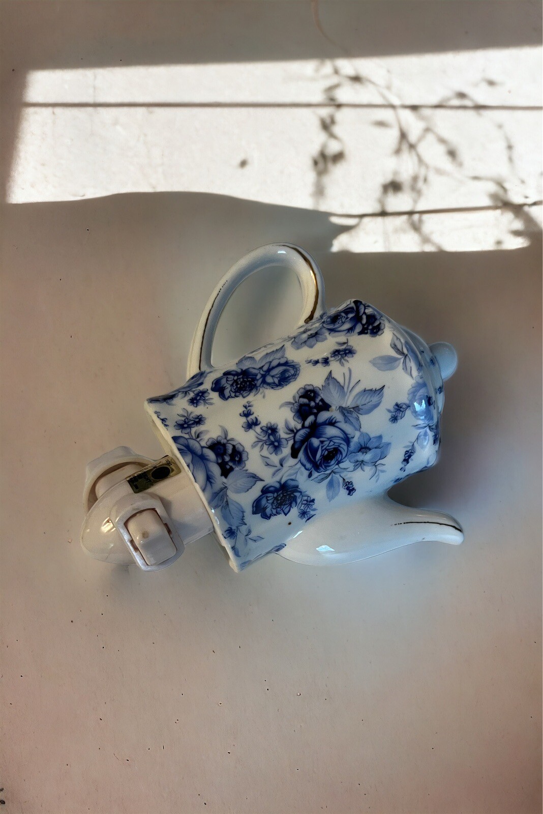 Blue Floral Hand Painted Porcelain Teapot PlugIn Decorator Night Light eBay