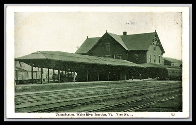 Post Card  Vermont  Union Station - White River Junction, VT 