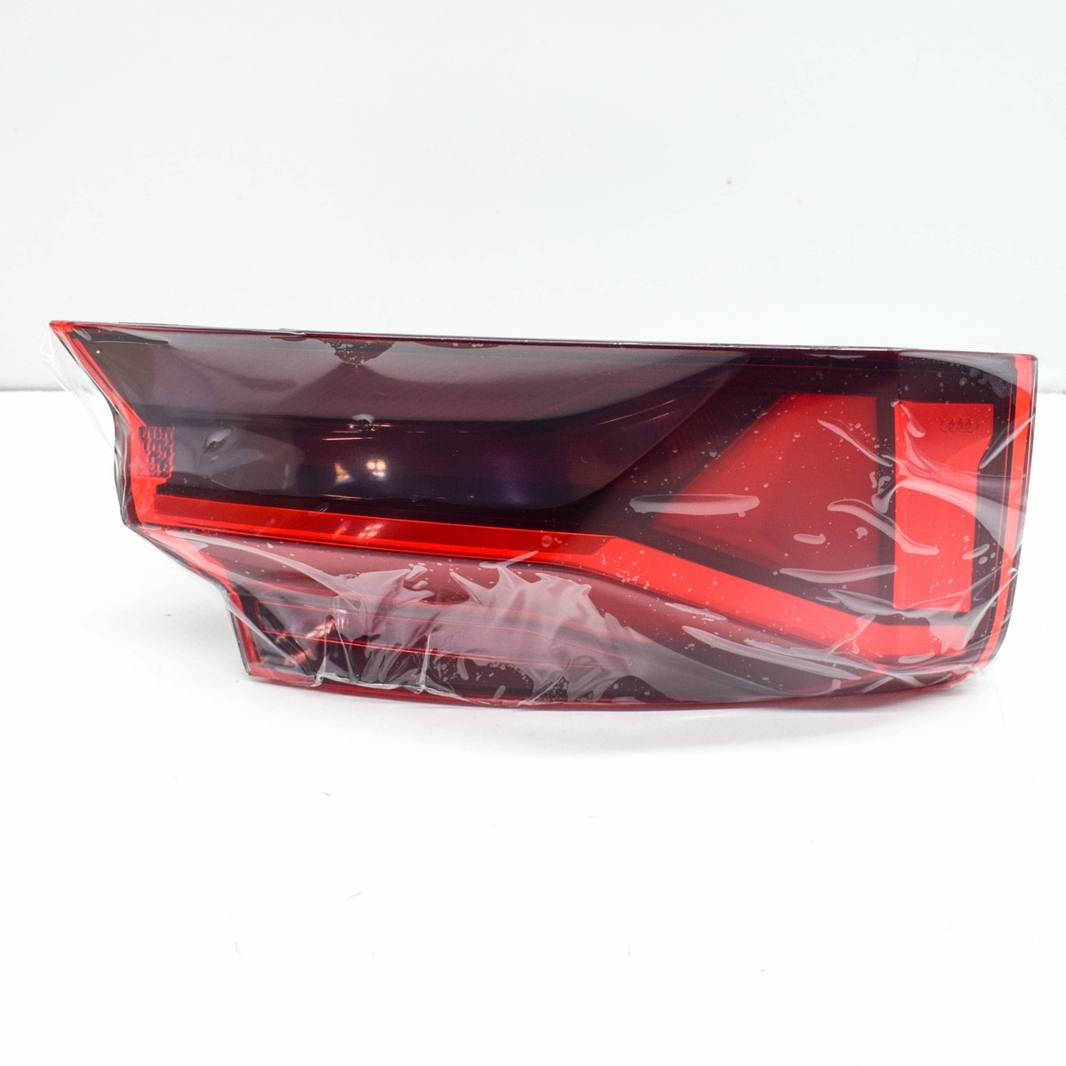 NEW AUDI A5 8W6 REAR LEFT OUTER LED TAILLIGHT 8W6945091AA ORIGINAL