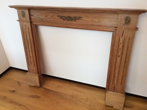 Antique Effect Solid Pine Fireplace Surround Mantel Good Sound