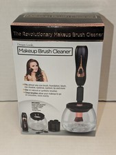 Revolutionary Makeup Dream Look Automatic Make Up Brush Cleaner