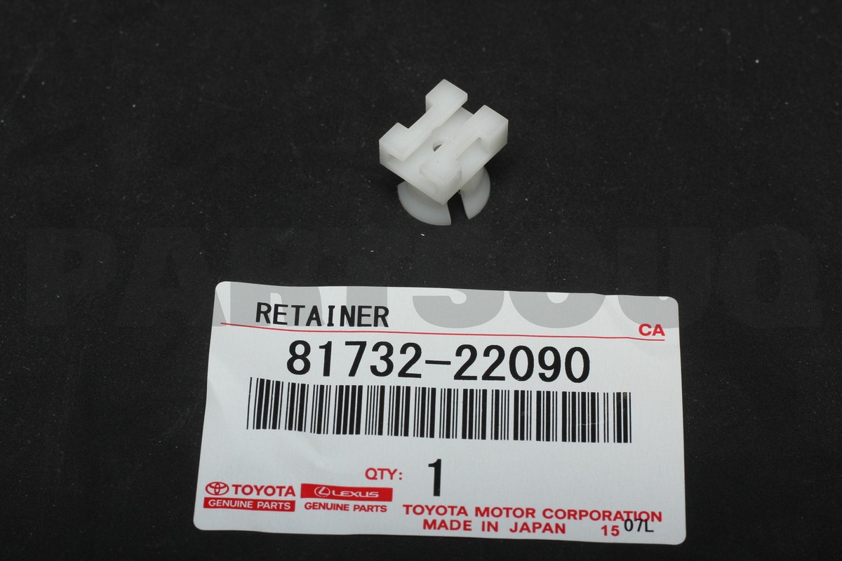 8173222090 Genuine Toyota SIDE TURN SIGNAL LAMP RETAINER 81732  