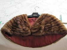 FUR SHOULDER CAPE