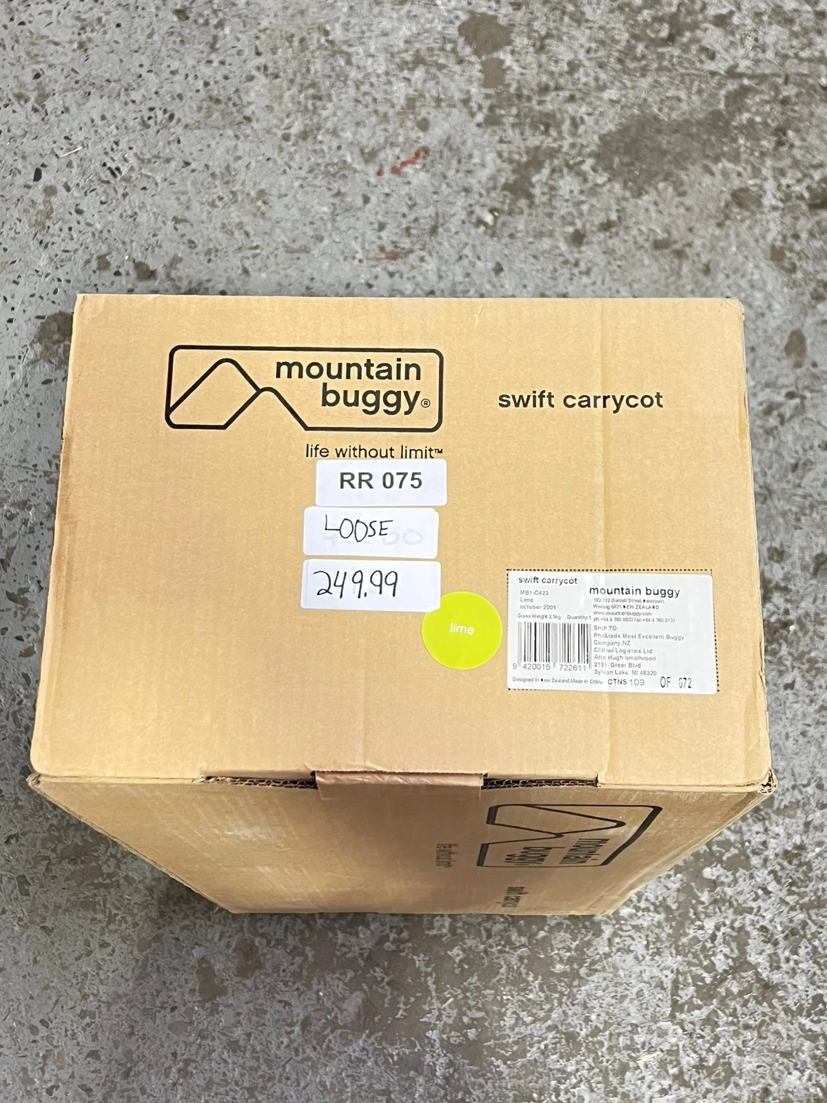 Mountain Buggy Swift Carrycot – Lime – Model MB1-C422 – New in Box