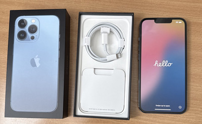 Apple iPhone 13 Pro 256GB Sierra Blue Unlocked MLQQ3LL/A