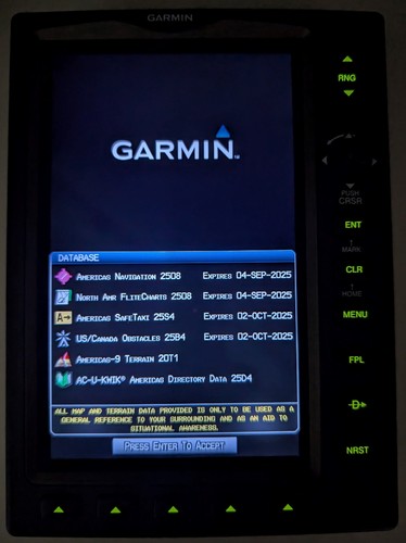 Garmin GPSMAP 696 w/ ALL 6 CURRENT Databases, Good Battery, 2 Chargers & Mount + - Picture 2 of 17
