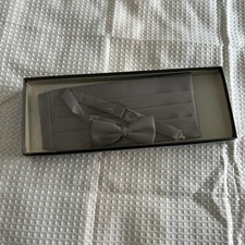 Cummerbund And Bow Tie Set Gray New In Original Box - 4 1/2  Wide