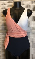 NWT Cupshe Womens One Piece Swimsuit Size Large Peach White Black