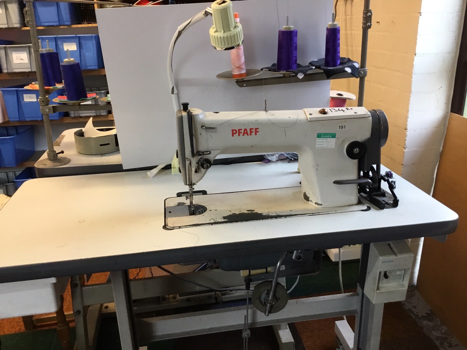 PFAFF Industrial Sewing Machine eBay