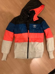 adidas jacke damen mit kapuze