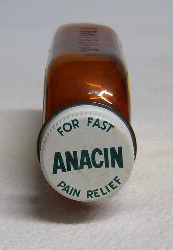 Vtg 1973 Anacin Fast Pain Relief Whitehall Brown Glass Bottle Adv Prop Embossed - Picture 6 of 12