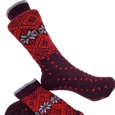 NEW Garnet Hill Fair Isle Socks 9-11 Warm Wool Cashmere Blend Crew Red Holiday